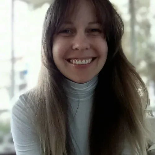 Sarah T, Mom of 2